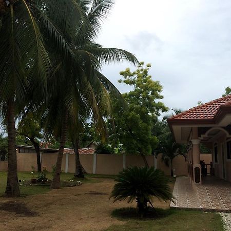 Luzmin Bh - Cottages And Bungalows Oslob Exterior foto