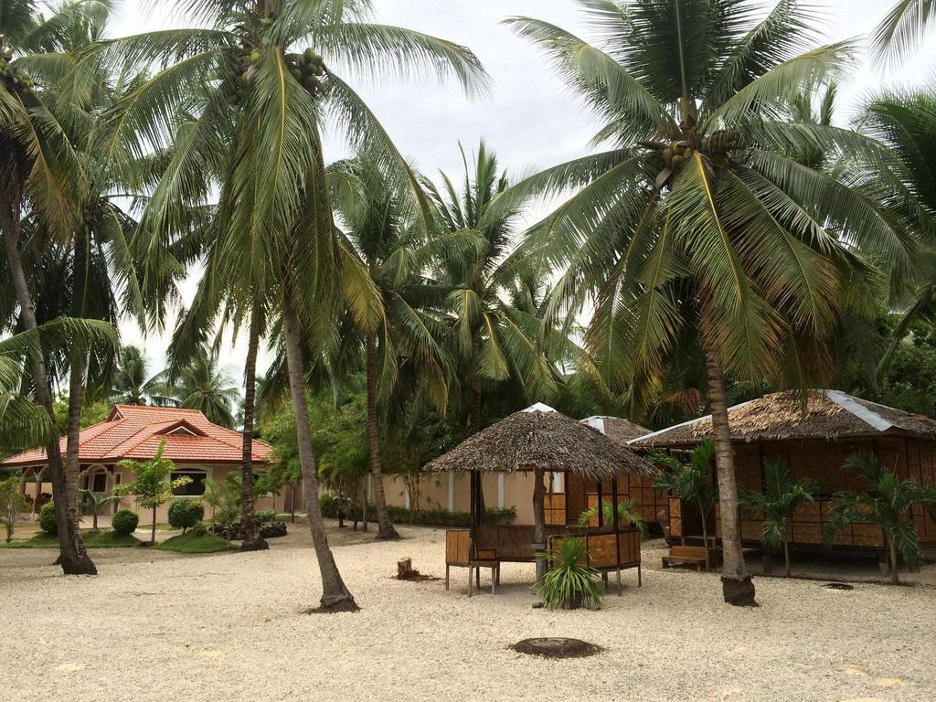 Luzmin Bh - Cottages And Bungalows Oslob Zimmer foto