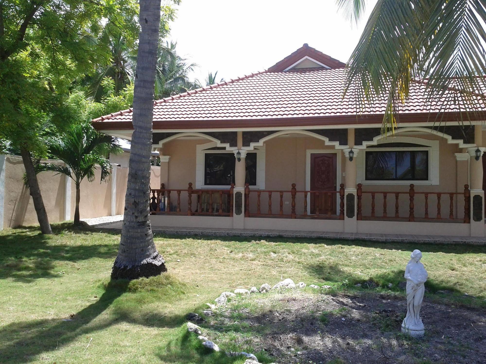 Luzmin Bh - Cottages And Bungalows Oslob Exterior foto